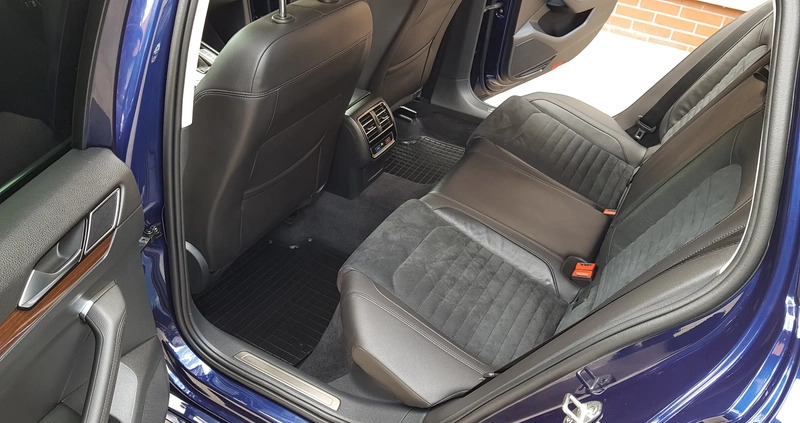 Volkswagen Passat cena 79900 przebieg: 148000, rok produkcji 2018 z Strzegom małe 742